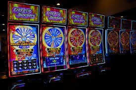 lucky789 slot game interface displayed on a Filipino player's smartphone screen